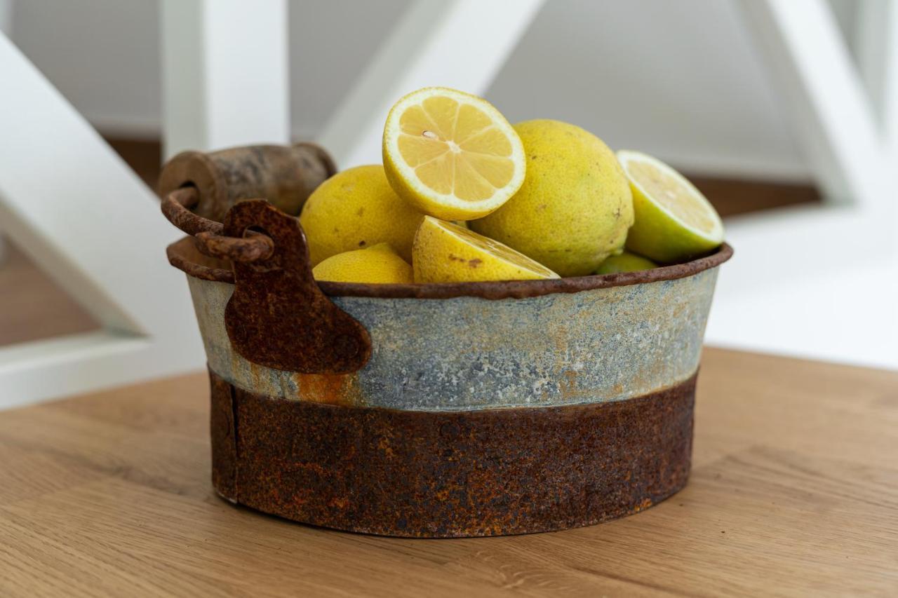 Casa Estabulo- Cozy Rustic Farmhouse Estômbar المظهر الخارجي الصورة